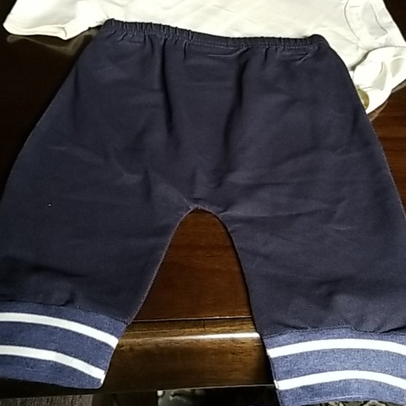 Short Sleeve Bodysuit with a Matching Pants - Picture 2 of 5